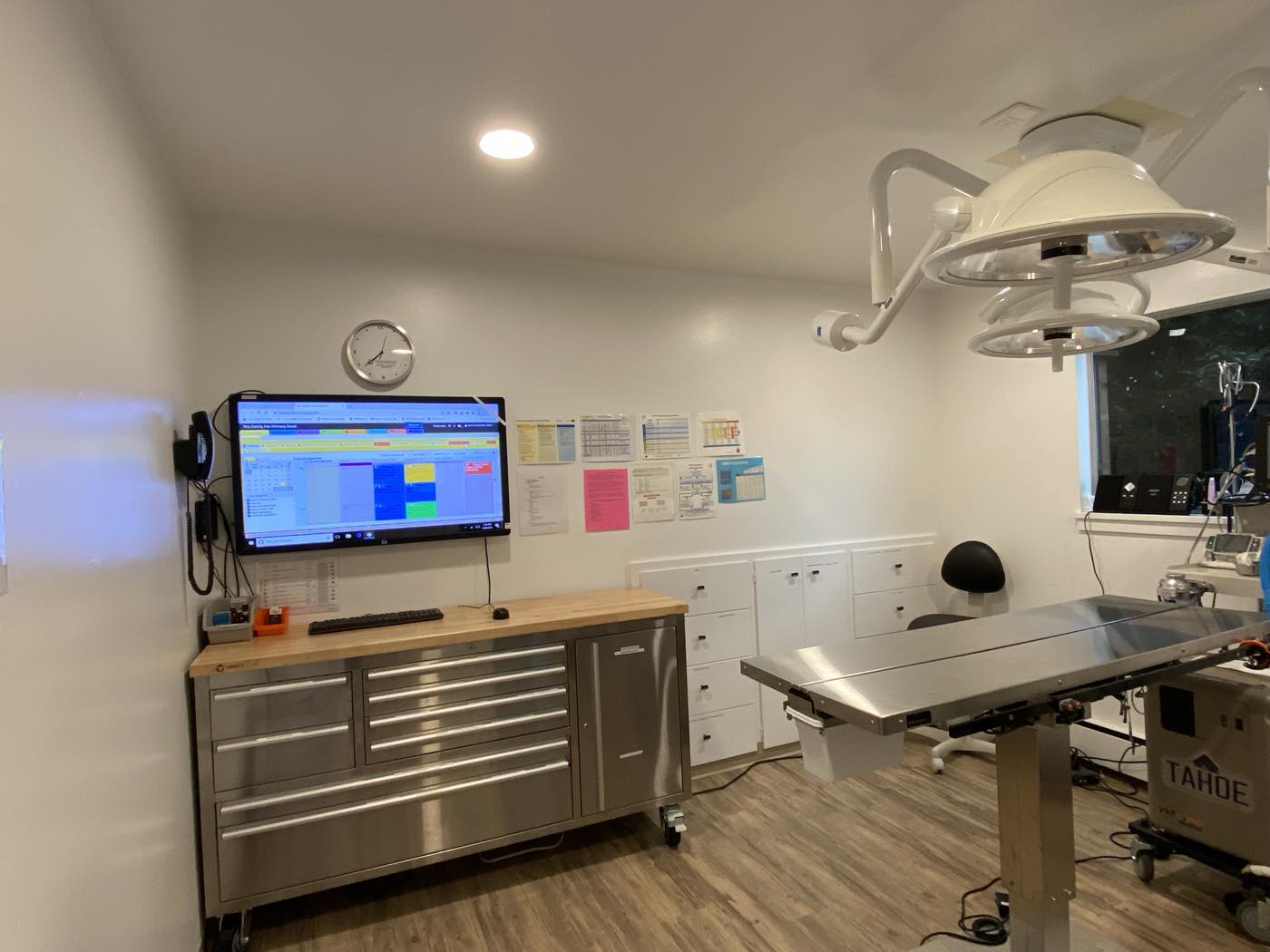 The surgical suite at The Family Pet